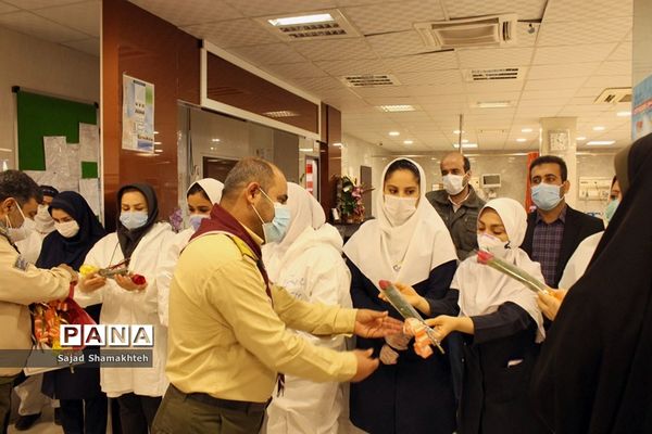 تقدیرمربیان و مدرسان پیشتاز از پرستاران بیمارستان گلستان اهواز