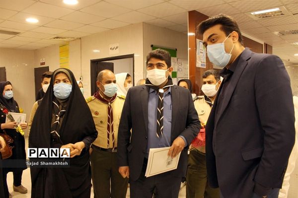 تقدیرمربیان و مدرسان پیشتاز از پرستاران بیمارستان گلستان اهواز