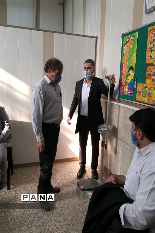 اجرای طرح ملی  «کوچ»  میان کارمندان اداری آموزش و پرورش ناحیه یک شهرری