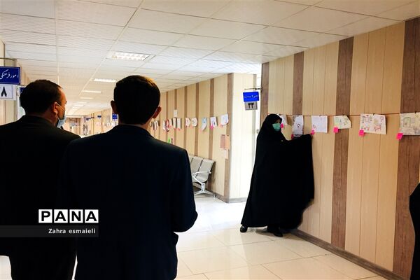 نمایشگاه پیامی به فرشتگان خط مقدم