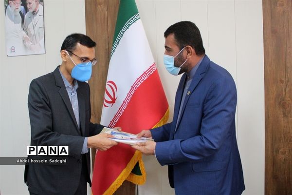 تجلیل از داوران مسابقات قرآن، عترت و نماز اداره‌کل آموزش و پرورش استان بوشهر