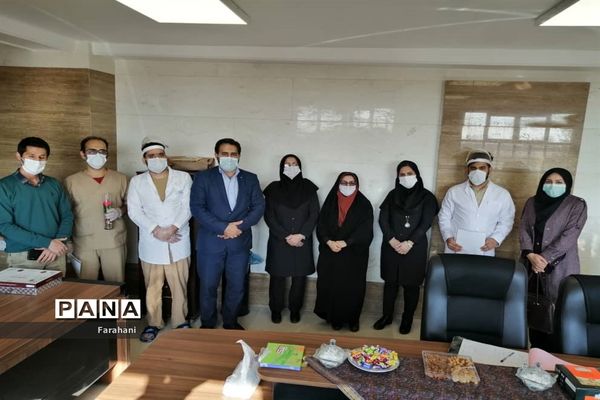 تجلیل از کادر درمان مراکز بهزیستی ورامین
