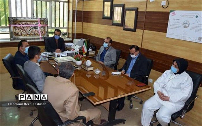  دیدار مدیر آموزش و پرورش ناحیه ۳ اهواز با رئیس و پرستاران بیمارستان رازی اهواز