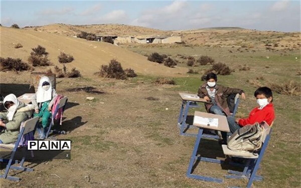 ایثارگری دختر شهید عبدالحسین شهریاری در جبهه تعلیم تربیت در روستای جیرفت
