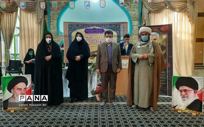برپاداشتن نماز، عامل بازدارنده از آسیب‌های اجتماعی است