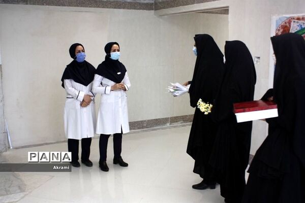 به مناسبت روز پرستاراز پرستاران ابرکوه تجلیل شد