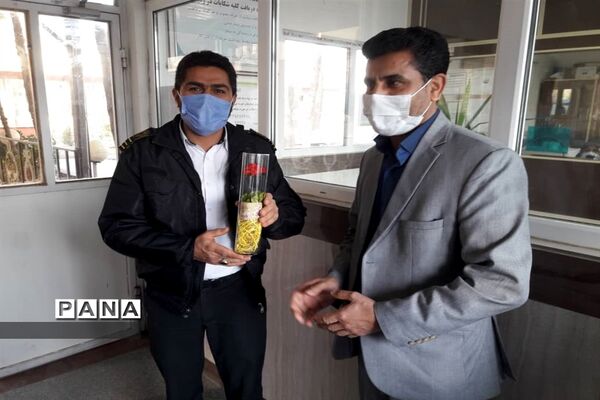تجلیل آموزش و پرورش از پرستاران بیمارستان مفتح به مناسبت روز پرستار