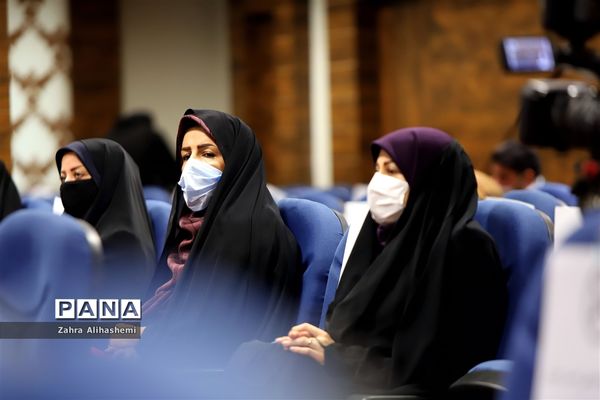 آیین تجلیل از 20هزار آموزگار مقطع ابتدایی