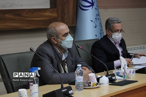 جلسه بررسی راه‌های انسداد مبادی بی سوادی با شرکاء آموزش و پرورش