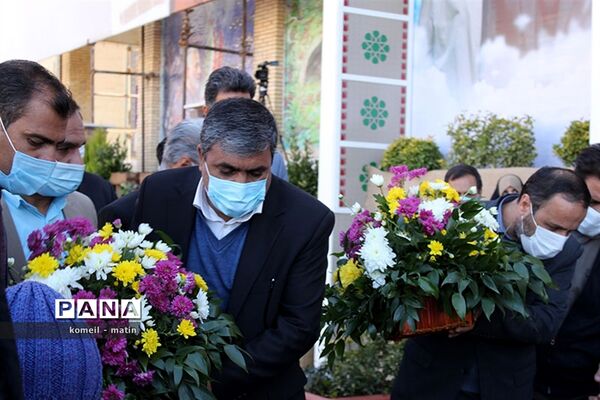 رونمایی از کتاب  سرباز وطن