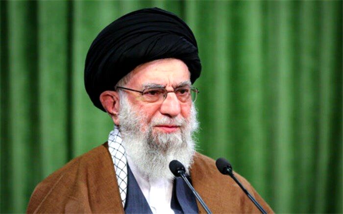 رهبر معظم انقلاب میلاد حضرت مسیح (ع) را تبریک گفتند