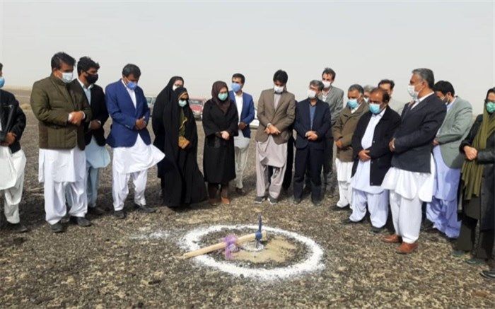 کلنگ ساخت ٢٠ پروژه بخش کشاورزی در سیب و سوران به زمین زده شد