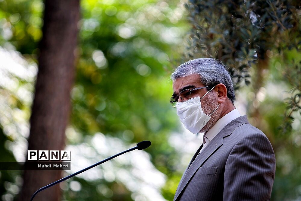 دعوت کدخدایی از دانشجویان برای شرکت در یک رقابت علمی  درباره انتخابات 1400