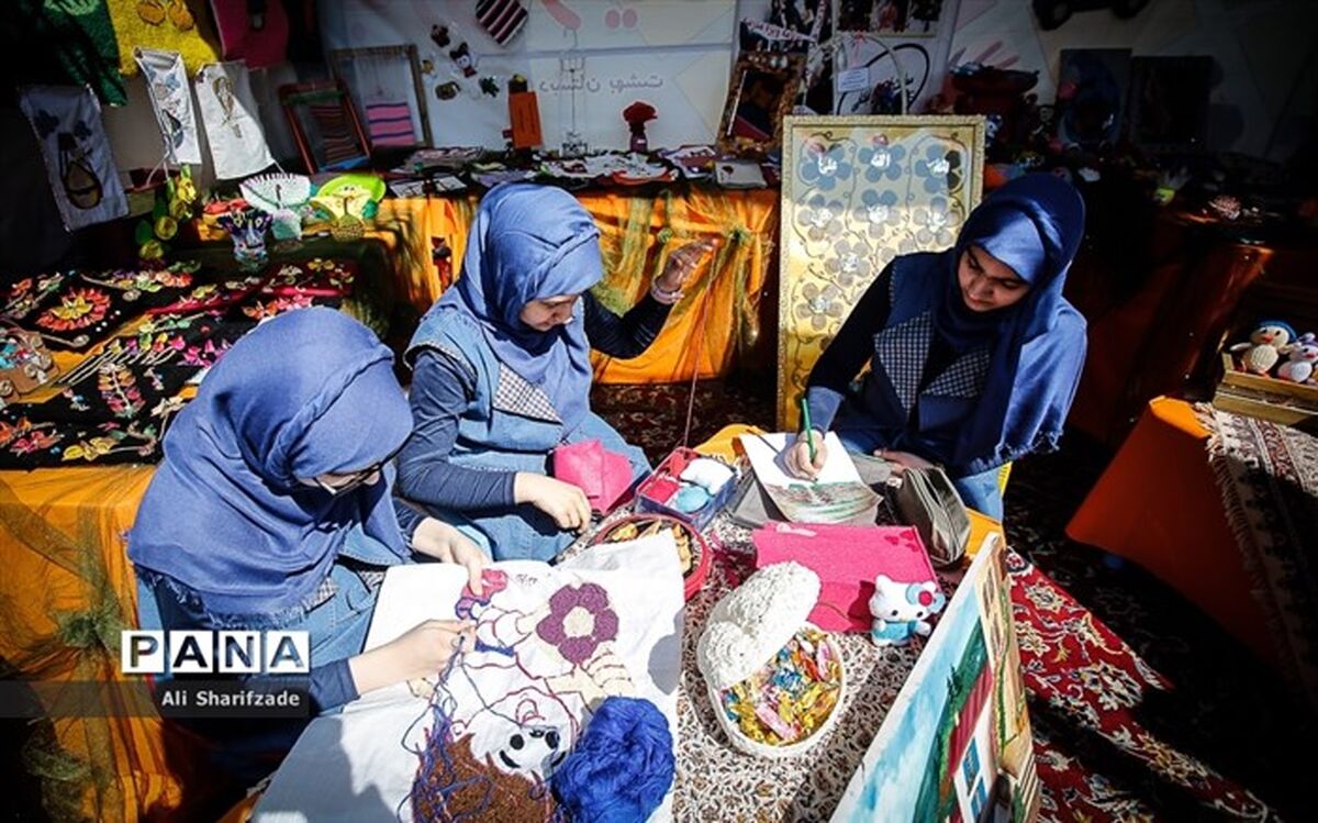 نسل جدیدِ دانش‌آموزان خواستار آموزش‌های عملی و مهارت‌های زندگی هستند