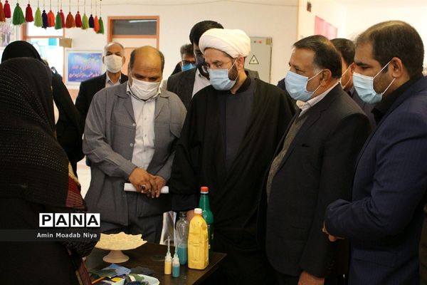 تجلیل از فعالان عرصه سوادآموزی در زاهدان