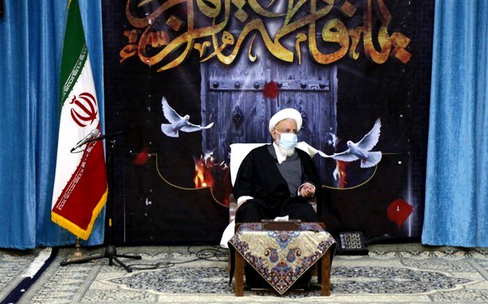 امام جمعه یزد: تمام دستگاه‌ها در زمینه پیشگیری از سالمند شدن جمعیت ورود کنند