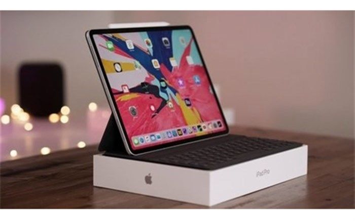 اهدای 10 دستگاه تبلت به دانش‌آموزان کم‌برخوردار روستایی در گل تپه همدان