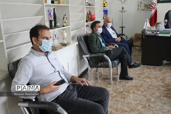 وبینار آموزشی تغذیه مناسب برای پیشگیری از چاقی و لاغری دانش‌آموزان استان بوشهر