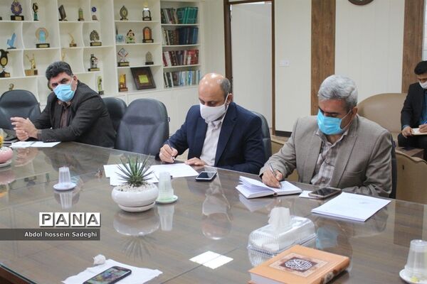 جلسه بزرگداشت سالگرد شهادت سردار سلیمانی در آموزش و پرورش استان بوشهر