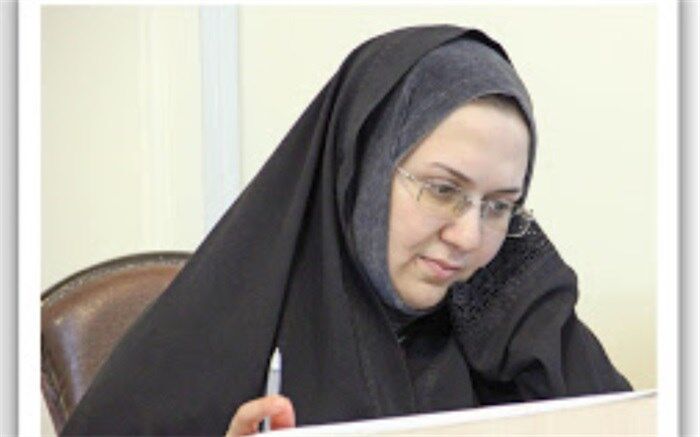شاعران را بشنوید