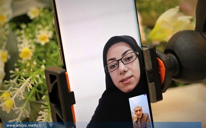 بازدید مدیرکل آموزش و پرورش البرز از کلاس های درس مجازی در مدارس