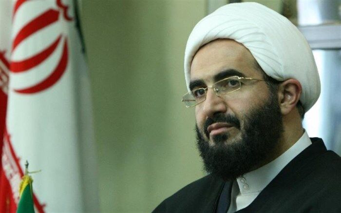رهنمودهای حجت الاسلام حاج علی اکبری به مناسبت جشن تکلیف دانش‌آموزان