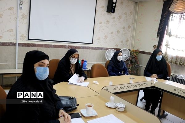 برگزاری کمیته اجرایی حمایت از دانش‌آموزان بازمانده از تحصیل