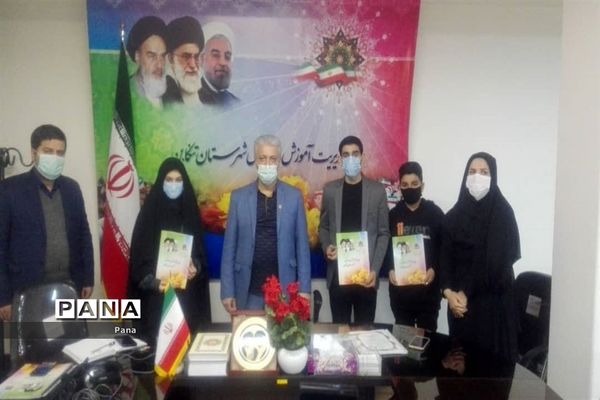 آیین تحلیف اعضای هیئت رئیسه مجلس دانش‌آموزی شهرستان‌های مازندران