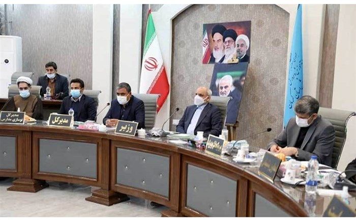 حاجی میرزایی: سال آینده وضعیت حقوق فرهنگیان بسیار بهتر از امسال است