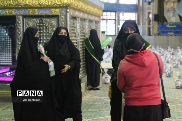 توزیع بسته‌های معیشتی در قائم‌شهر
