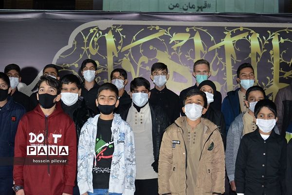 حرکت کاروان خودرویی در خیابان های بیرجند