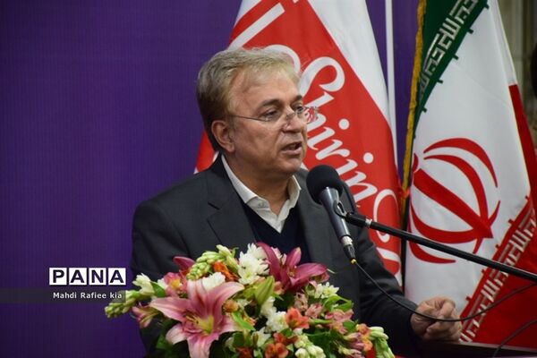 آیین افتتاح فاز اول مجتمع فولاد آذر حدید بناب و افتتاح طرح‌هاى توسعه گروه صنایع غذایى شیرین عسل