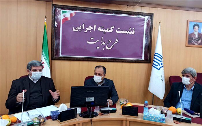 حسینی:  مدارس برخوردار به کمک مدارس مناطق غیر برخوردار می‌شتابند
