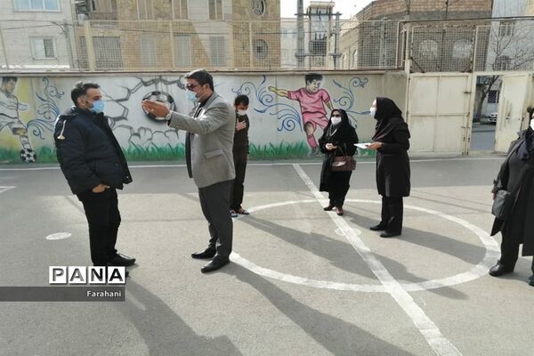 بازدید معاون امور اجتماعی از مراکز شبه خانواده در ورامین