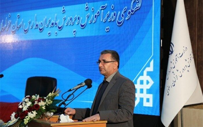 دستگاه تعلیم و تربیت با حساسیت و دغدغه مندی، در حال رصد دسترسی دانش آموزان به آموزش های با کیفیت است