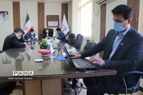 نشست معاون پرورشی و فرهنگی اداره‌کل آموزش و پرورش استان بوشهر با مربیان پیشتاز