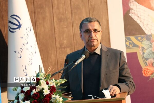 گفت‌وگوی وزیر آموزش و پرورش با مدیران مدارس خراسان رضوی