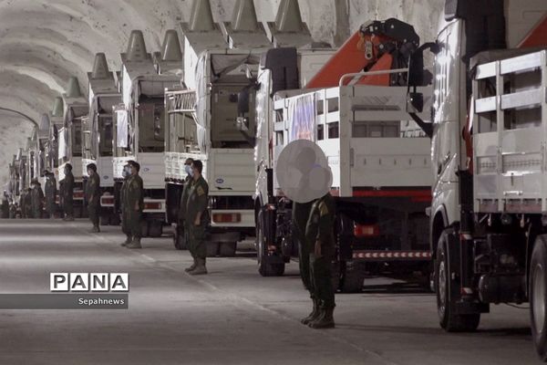 رونمایی یکی از پایگاه های راهبردی موشکی نیروی دریایی سپاه در سواحل خلیج فارس