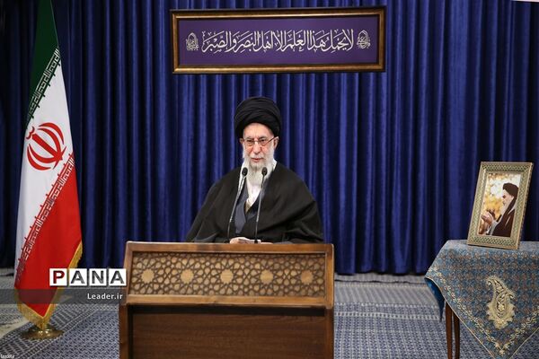 سخنرانی تلویزیونی رهبر انقلاب در سالروز قیام ۱۹ دی ۱۳۵۶ مردم قم