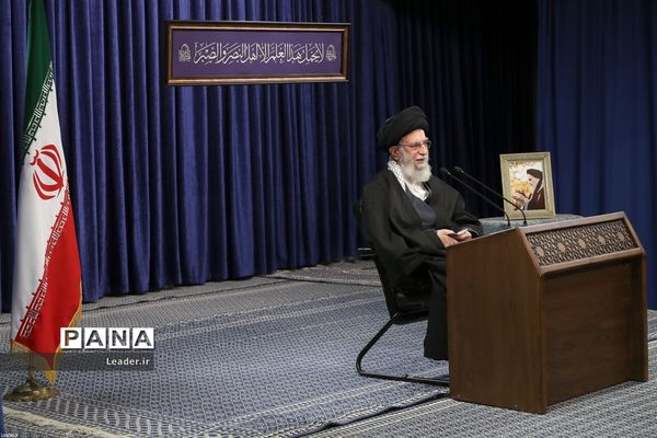 سخنرانی تلویزیونی رهبر انقلاب در سالروز قیام ۱۹ دی ۱۳۵۶ مردم قم