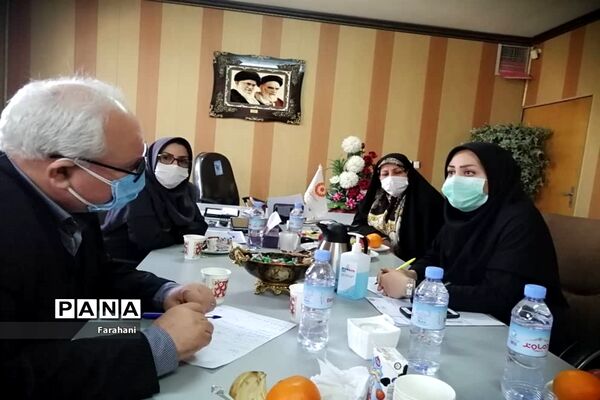 بازدید معاون پیشگیری بهزیستی از مرکز ایثار ورامین