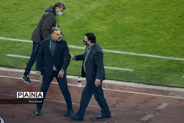 دیدار تیم‌های استقلال و پرسپولیس