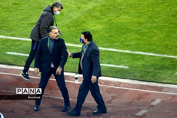 دیدار تیم‌های استقلال و پرسپولیس
