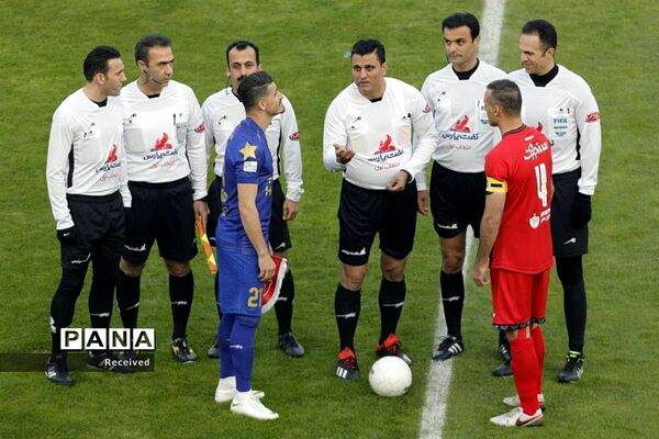 دیدار تیم‌های استقلال و پرسپولیس