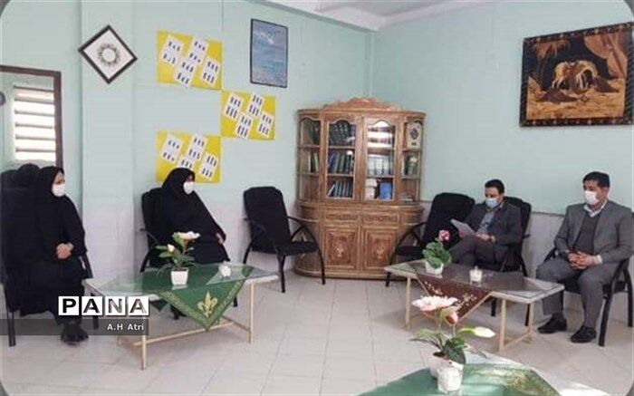 مدیر آموزش و پرورش شهرستان پیشوا از روند فعالیت‌های مجازی مدارس بازدید کرد