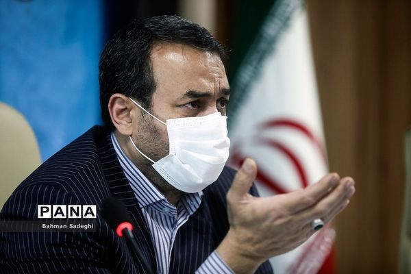 نشست خبری رئیس سازمان مدارس و مراکز غیردولتی و توسعه مشارکت‌های مردمی