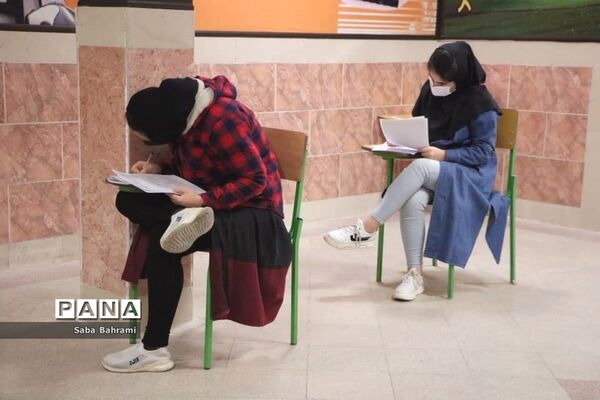بازدید از حوزه امتحانات در شهرستان قدس