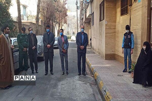 دیدارمسئولان آموزش و پرورش ناحیه یک ری با خانواده‌های معظم شهدای دفاع مقدس