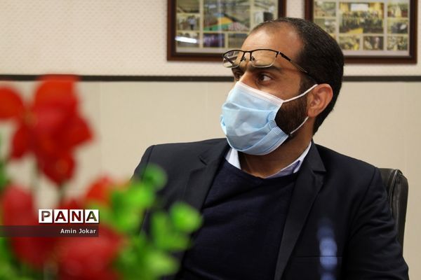 نشست هم اندیشی مسئولان سازمان دانش‌آموزی استان فارس به صورت ویدئو کنفرانس