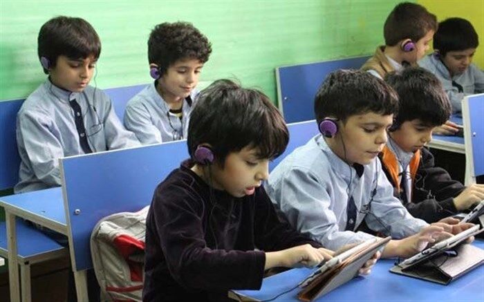 اختصاص 42 میلیاردتومان برای تهیه تبلت دانش‌آموزان منطقه محروم در شوراهای آموزش و پرورش
